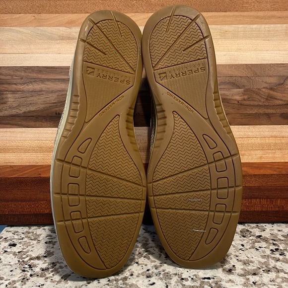 Sperry Top-Sider Women's Rainbow Fish Slip-on Boat Shoe - Picture 6 of 7